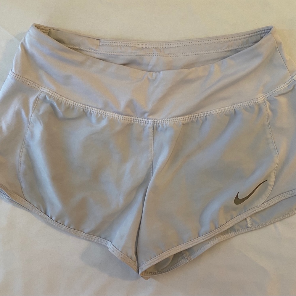 NIKE WOMENS ATHLETIC SHORT - Picture 2 of 4